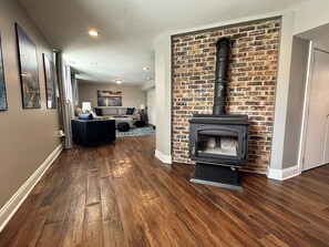 Unclassified image, 2 of 37, button - 2BR Winona Lake Garden Suite | Walk to Village |   Dog Friendly | Near Grace (Winona Lake)