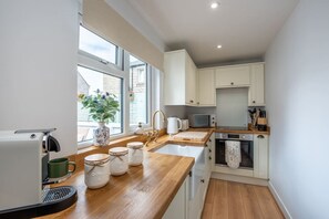 Unclassified image, 4 of 27, button - Keel Cottage | Dog Friendly (Highland Council)