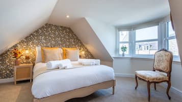 Una scrivania, ferro/asse da stiro, Wi-Fi, lenzuola