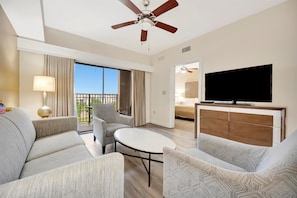 TV, table football, offices - Spacious 2B Resort Condo only 8 minutes to Disney! (Orlando)
