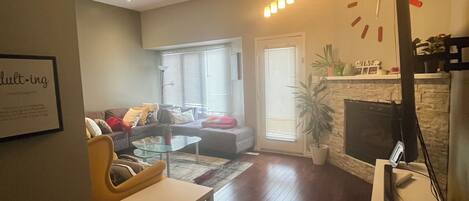 Smart TV, books, computer monitors