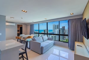 Basic Apartment | Interior