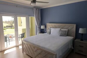 2 bedrooms, iron/ironing board, WiFi, bed sheets - Condo Del Triple Vista (oistins)