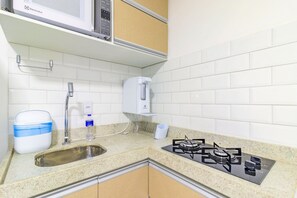 Basic Apartment | Private kitchen - Villa Del Mar #101 - Apto em Porto por Carpediem (Ipojuca)
