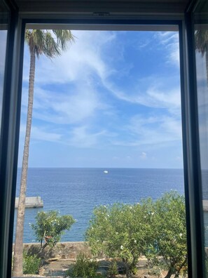 Interior - Elegant 2-story apartment, panoramic sea view terrace, historic center (Lipari)