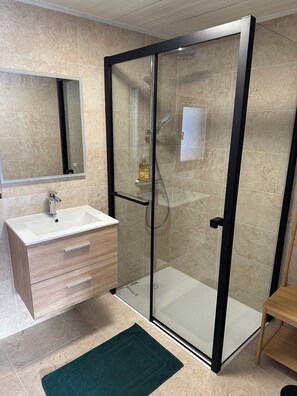 Unclassified image, 4 of 14, button - Charming family gîte "Le Nid de Chartreuse" in Saint Christophe la Grotte (Saint-Christophe)