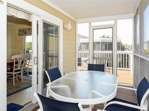Outdoor dining - 4BR House w/ Deck | Close to Beach! (South Bethany Beach)
