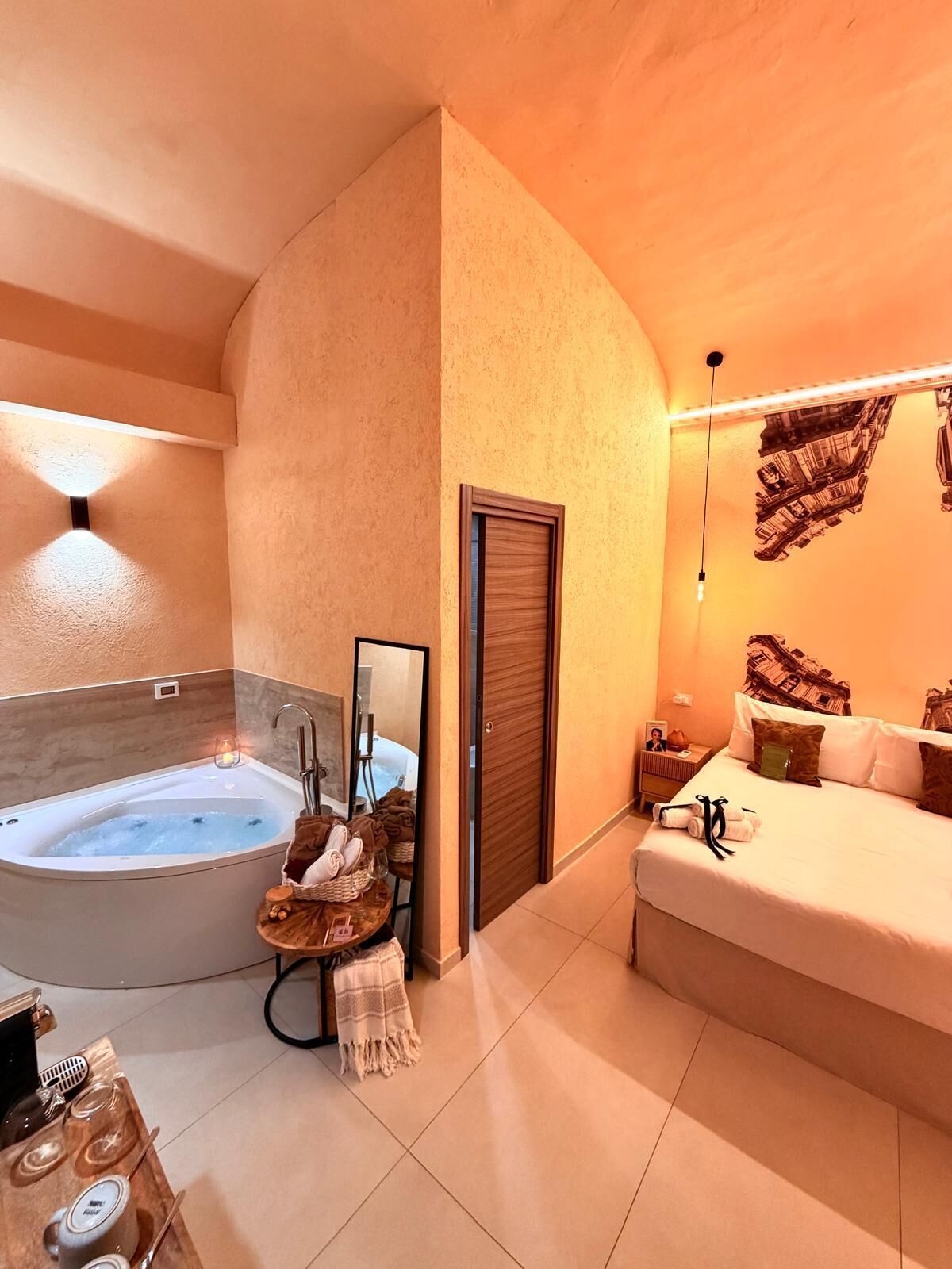 Deluxe Double Room, Courtyard View