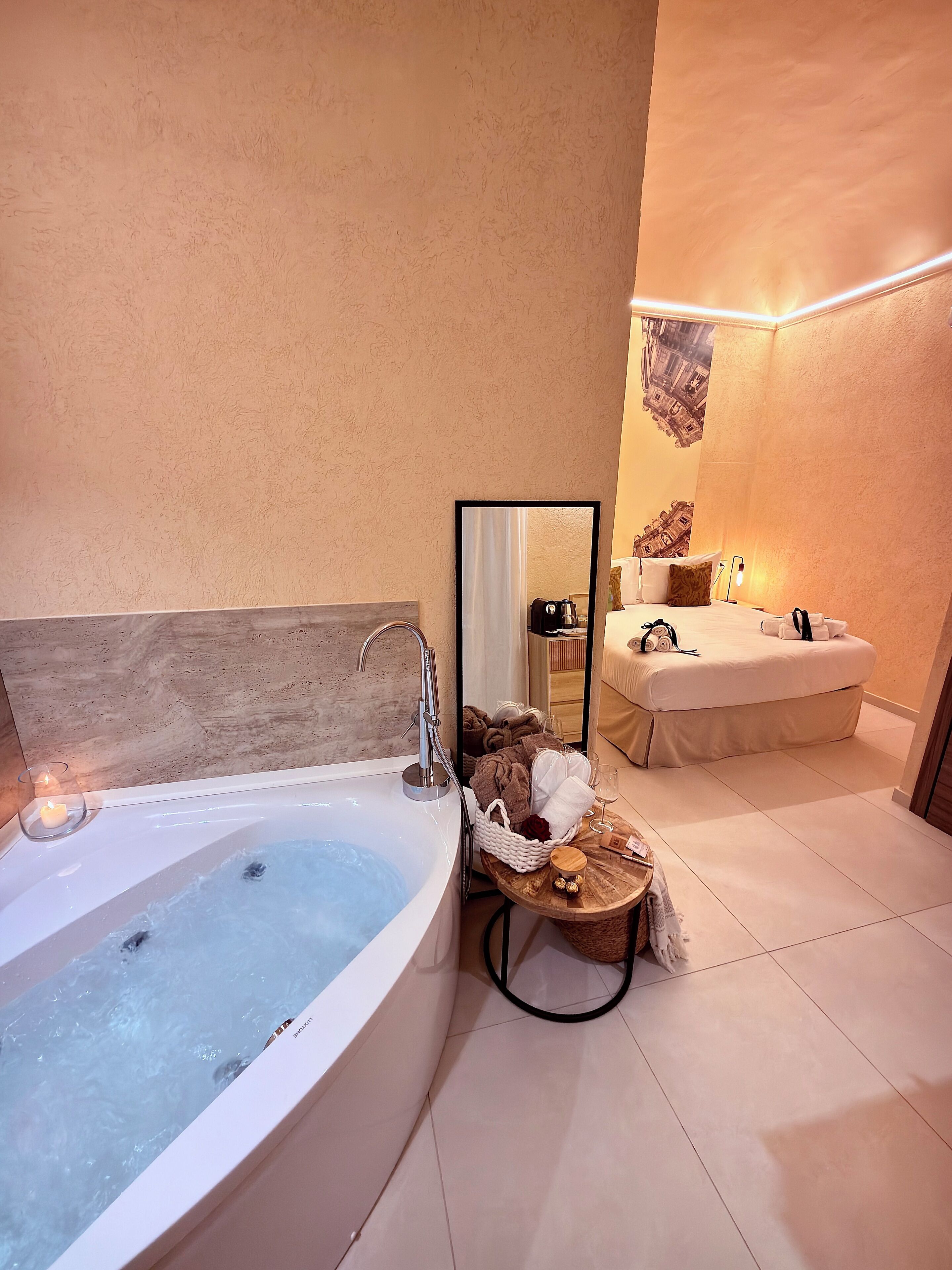 Chambre Double Deluxe, 1 chambre, bain à remous, vue cour intérieure