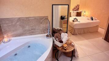 Chambre Double Deluxe, 1 chambre, bain à remous, vue cour intérieure