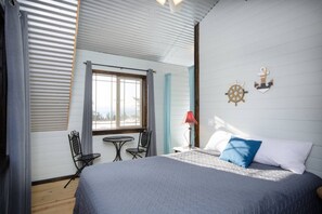 Cuna de viaje, wifi y ropa de cama 