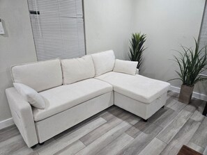 Imagen sin descripción, 3 de 35, botón