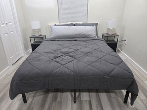 1 bedroom, WiFi, bed sheets