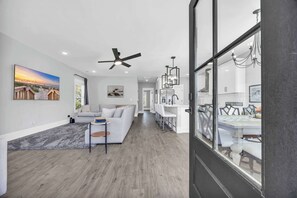 TV, DVD player - "Gimme Shelter" Home Within 5 blocks to Beach! (Murrells Inlet)