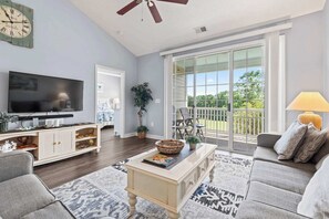 TV - "Coastal Comfort" Located in Barefoot Resort (North Myrtle Beach)