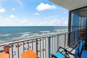 Property grounds - Sands Beach Club 2BR Ocean Front Condo 728 (Myrtle Beach)