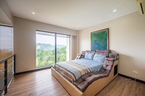 5 bedrooms, iron/ironing board, bed sheets - 5 Bedroom Penthouse Ocean Views Jacobay 21002 (Jaco)
