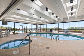 Pool - "The Salty Compass" 3 BR Ocean Front in Windy Hill (North Myrtle Beach)