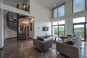 Living area - 7 Bedroom Penthouse Ocean & Mountain Views JB31001 (Jaco)
