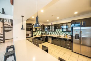 Private kitchen - 7 Bedroom Penthouse Ocean & Mountain Views JB31002 (Jaco)