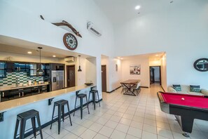 Interior - 7 Bedroom Penthouse Ocean & Mountain Views JB31002 (Jaco)