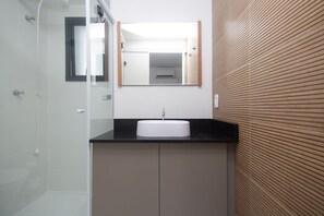 House - Studio com Varanda ao Lado da Esta o Pinheiros (São Paulo)