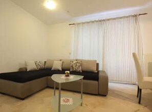 TV - Srima To Relax Apartment - One Bedroom Apartment with Terrace (Srima)