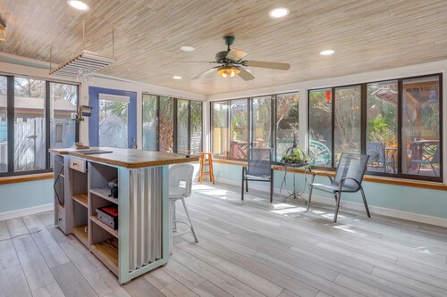 Sunroom & Spacious Yard! Family Gem in Orange Park