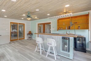 Interior - Sunroom & Spacious Yard! Family Gem in Orange Park (Orange Park)