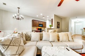 TV, fireplace - Community Pool! East ATL Base Near Mercedes-Benz (Atlanta)