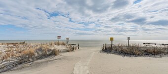 Walk to Shore! Family Haven w/ Pool in Ocean City