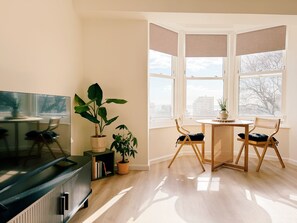 TV, books - Stylish & Serene | Seaview 1-Bed Central Flat (Brighton)