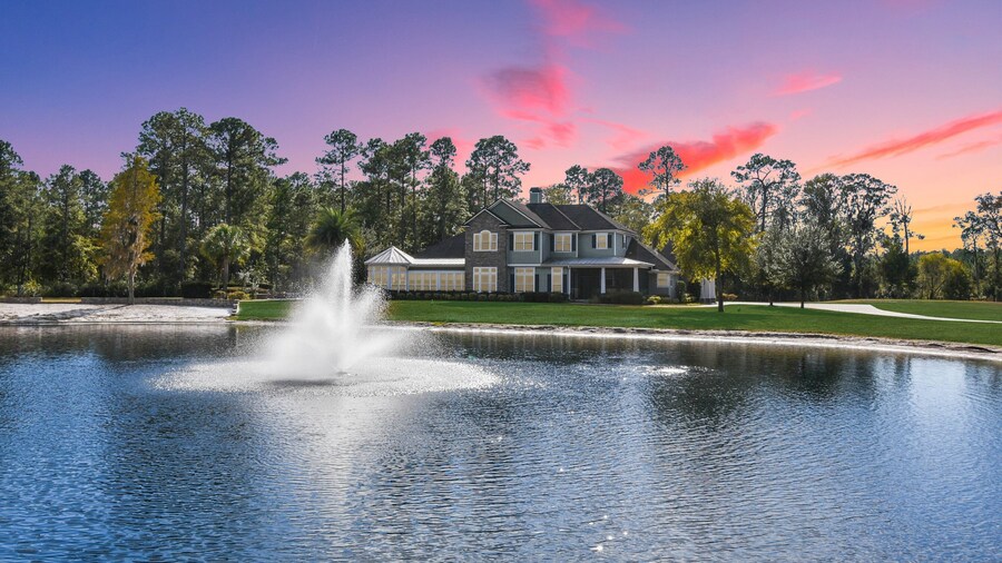 All-in-one Luxury Escape Three Properties, Event Hosting, Private Pond & Full Gym