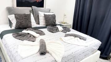 1 bedroom, iron/ironing board, free WiFi, bed sheets