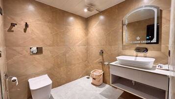 Superior Double Room, Hill View | Bathroom | Free toiletries, hair dryer, towels, soap