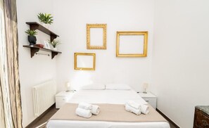 Unclassified image, 5 of 11, button - Maison d'art orleans (Palermo)