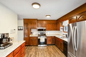 Microwave, oven, stovetop, dishwasher