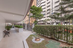 Basic Apartment | Property grounds - Hamilton #1404 - Apto Na Praia by Carpediem (Fortaleza)