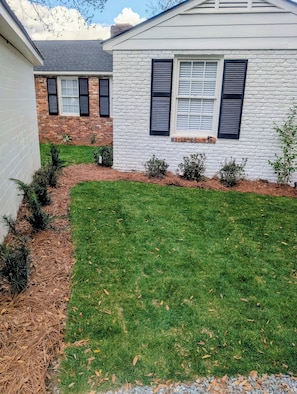 Property grounds - 1050 Feet to the Augusta Country Club (Augusta)