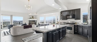 Hilltop Luxury Retreat in Reno with City and Mountain Views