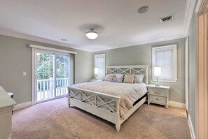 3 sovrum, skrivbord, strykjärn/strykbräda och wi-fi