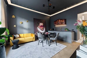 Interior - Eclectic 2-bed apartament (Kraków)