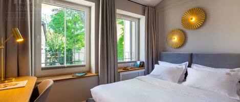 2 bedrooms, desk, iron/ironing board, free WiFi