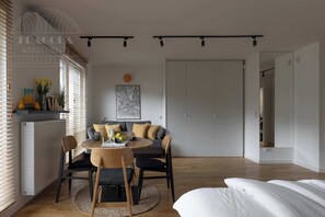 1 bedroom, iron/ironing board, free WiFi, bed sheets - Comfy Studio for Two near Kazimierz (Kraków)