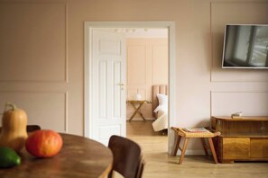 Interior - Polka Apartment 2-bed (Kraków)