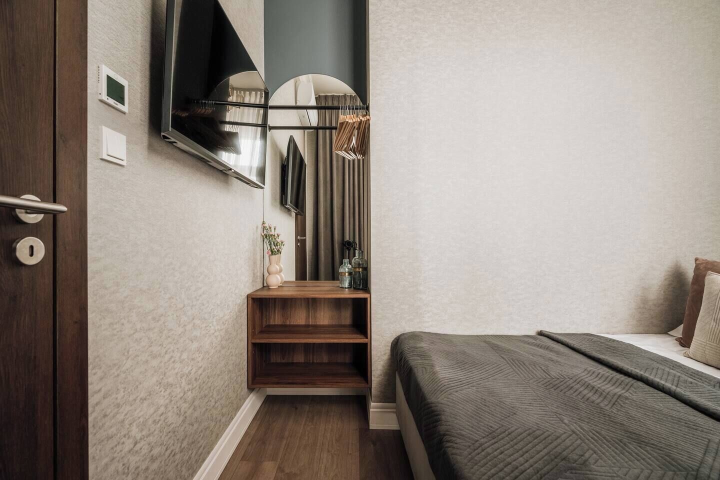 2 bedrooms, desk, iron/ironing board, free WiFi