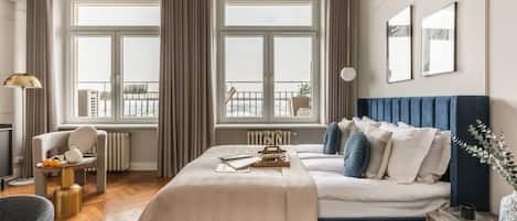 2 bedrooms, desk, iron/ironing board, free WiFi
