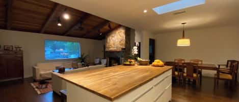 تناول الطعام