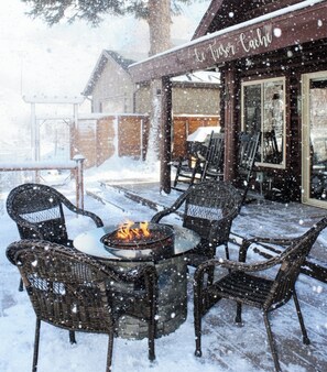 Outdoor dining - Provo River Cabin:  Nestled on the Provo River, come enjoy this stunning cabin (Provo)