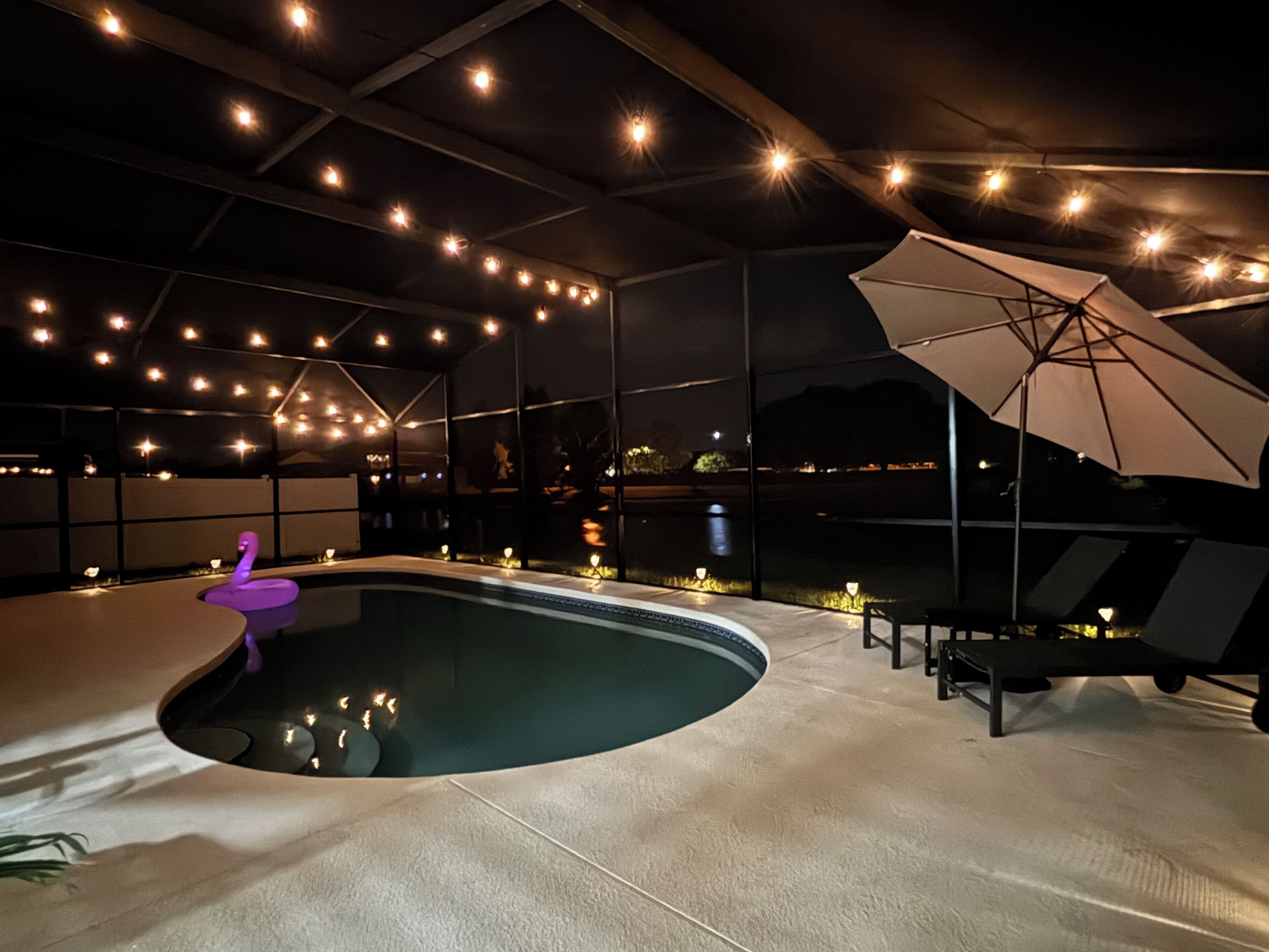 Alberca al aire libre y alberca climatizada